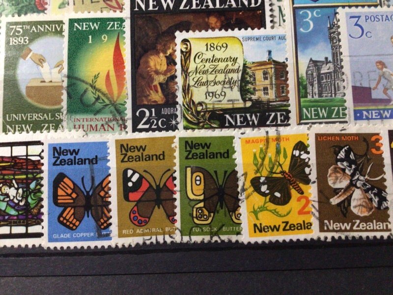 New Zealand vintage stamps on large stock card Ref 57858