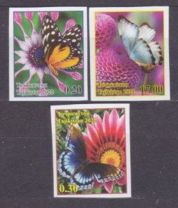 2022 Tajikistan  1077b-1079b Butterflies / Flowers 18,00 €