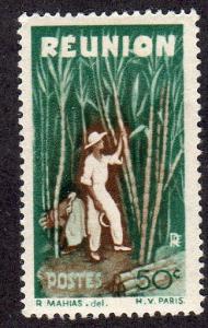 Reunion 252 - Mint-H - Cutting Sugar Cane