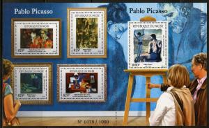 NIGER 2015  PABLO  PICASSO SHEET CONSISTING OF THE SHEETLET & SOUVENIR SHEET