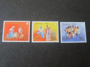 Fiji 1982 Sc 477-9 Christmas Religion set MNH