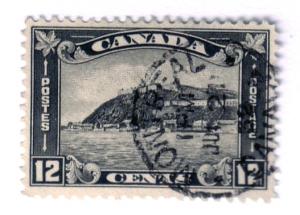 174 Canada 12c Arch issue, used