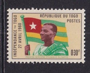 Togo   #376 MNH  1960 prime minister and flag  30c