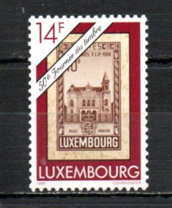 Luxembourg 859 MNH