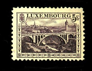 LUXEMBOURG #130 MINT FVF OG LH Cat $20