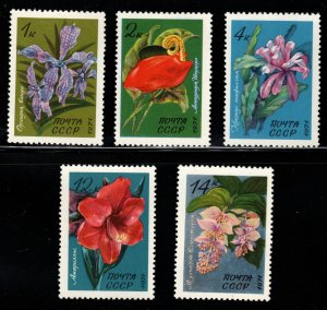 Russia Scott 3924-3928 MNH**  Flower stamp 1set