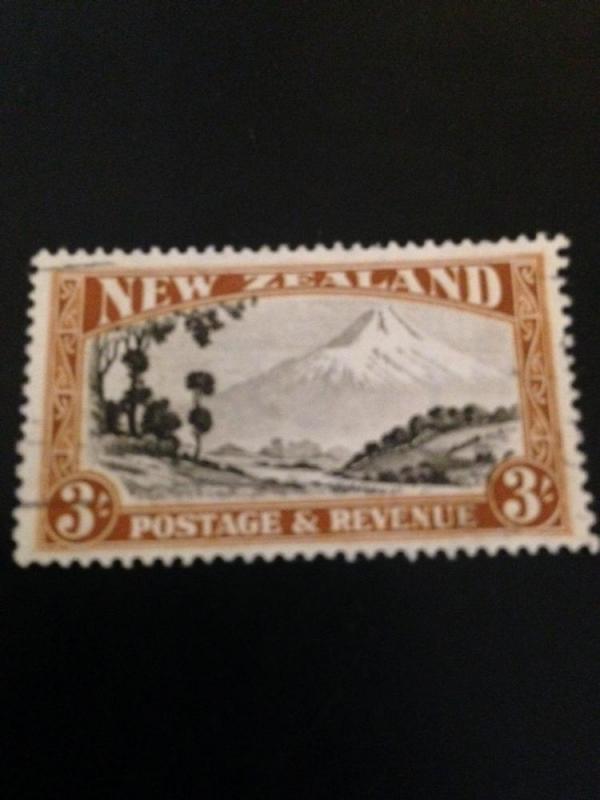 New Zealand sc 198 UHR wmk61