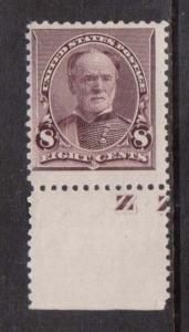 USA #225 Mint