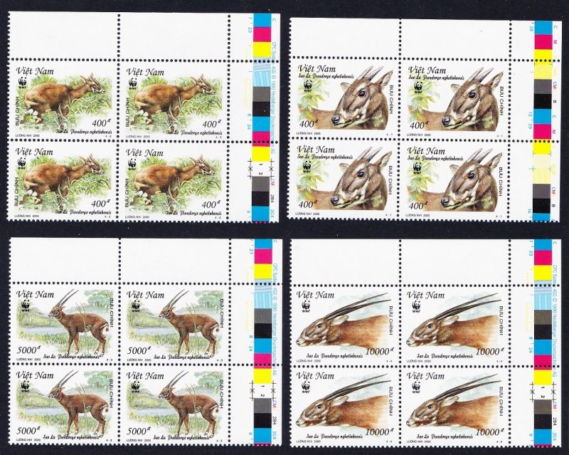 Vietnam WWF Sao La 4v Corner Blocks Traffic lights 2000 MNH SC#2966-2969