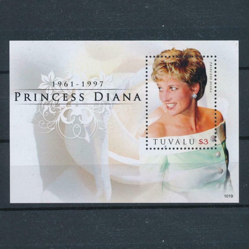 [106683] Tuvalu 2010 Royalty Princess Diana Souvenir Sheet MNH