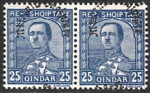 ALBANIA 1928 Sc 232  25q King Zog  Mint NH VF Pair - Misplaced Overprint