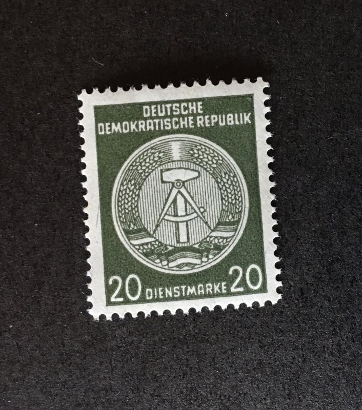 Germany DDR O22a MNH OG CV $550