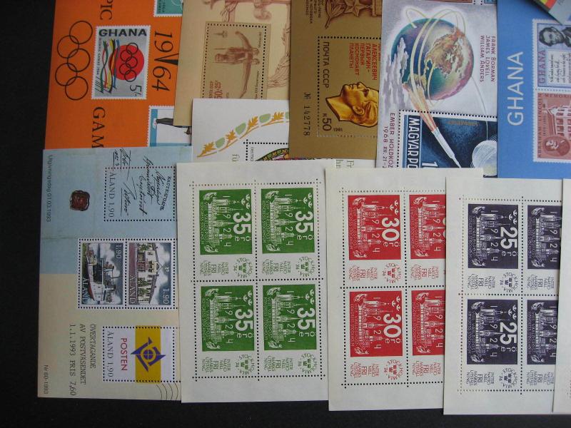 Scrap pile of 22 various nicer WW SS souvenir sheets mixed condition,what lurks?