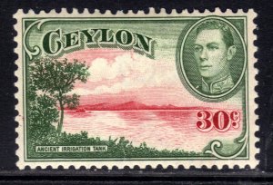 Ceylon 1938 - 49 KGV1 30ct Carmine & Green MM SG 393b ( L1103 )