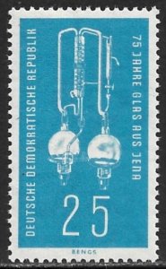 EAST GERMANY DDR 1959 25pf JENA GLASSWARE Issue Sc 453 MNH