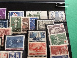 Finland  mounted mint  stamps A12051