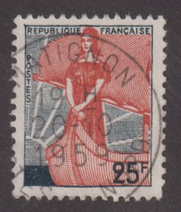France 927 Marianne & Ship of State 1959