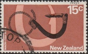 New Zealand #450 1971 15c Maori Fish Hook USED-VF-LHM.