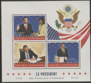 BARACK OBAMA  perf sheet containing three values mnh