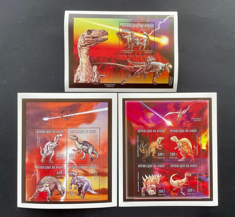 Stamps Sheetlets and S/S Dinosaurs and Prehistoric Animals Niger 1996 Perf.-