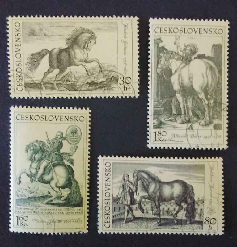 Horses,  used, 4 stamps