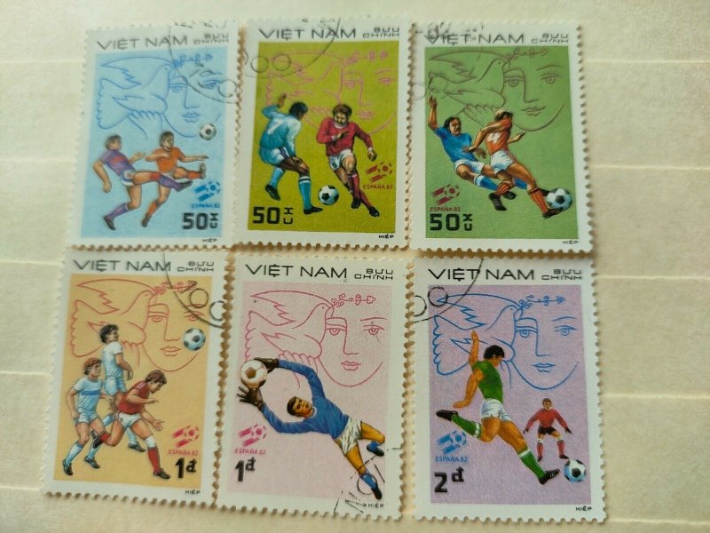 VIETNAM 1982  FOOTBALL WORLD CUP - SPAIN IN FINE MINT CONDITION.