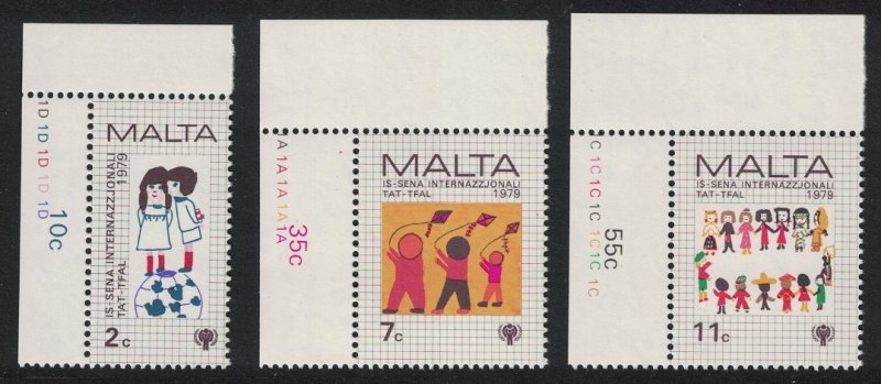 Malta Football Intl Year of the Child 3v Corners 1979 MNH SG#627-629