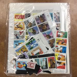 1995 USPS  Mint Set  Commemorative year set sealed 