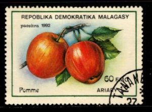 Malagasy - #1066 Apples - Used