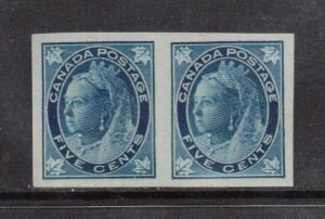 Canada #70i XF Mint Imperf Pair On Horizontal Wove Paper