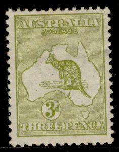 AUSTRALIA GV SG5, 3d olive, M MINT. Cat £80.