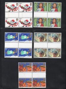 Great Britain Sc 960-64 1981 Christmas stamps gutter blocks of 4 mint NH