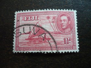 Stamps - Fiji - Scott# 132 - Used Part Set of 1 Stamp