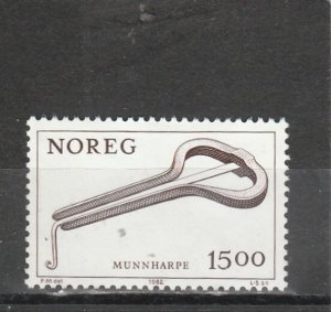Norway  Scott#  804  MNH  (1982 Mouth Harp)