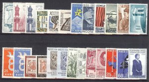 1958 - ITALY - Complete year - SC# 738-762 - MNH **