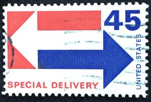 US #E22 Used Single Arrows Special Delivery