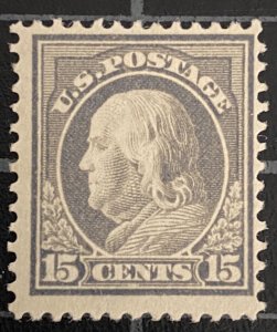 US Stamps - SC# 418 - MOGH - Catalog Value =  $80.00
