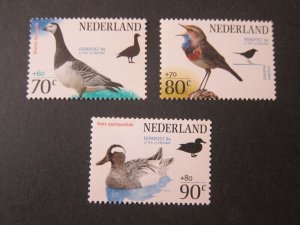 Netherlands 1994 Sc 677-9 bird set MNH