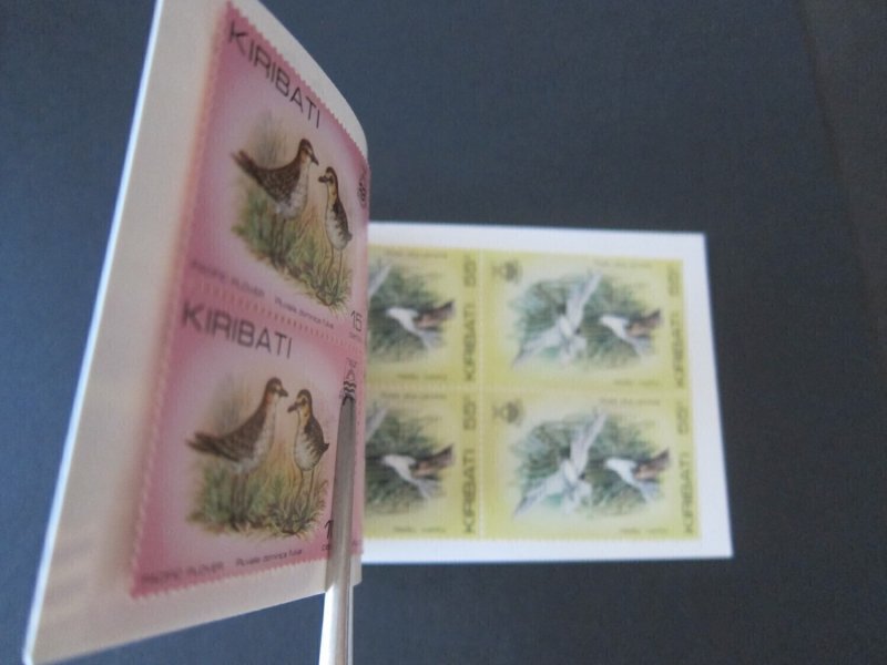 Kiribati 1982 Sc 391,396A Booklet Bird set MNH