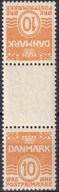 Denmark #228a Tete-Beche Gutter Pair  MNH CV $50.00 (Z1554)