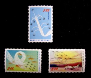 ROC - SCOTT# C70-C72 - MNH - CAT VAL $22.50