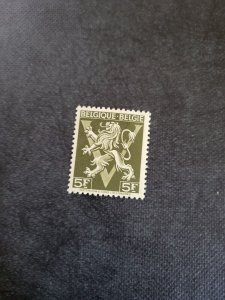 Stamps Belgium 336 never hinged