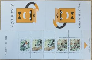 FINLAND 1991 BIRDS  BOOKLET SG1250/1252 CAT £11