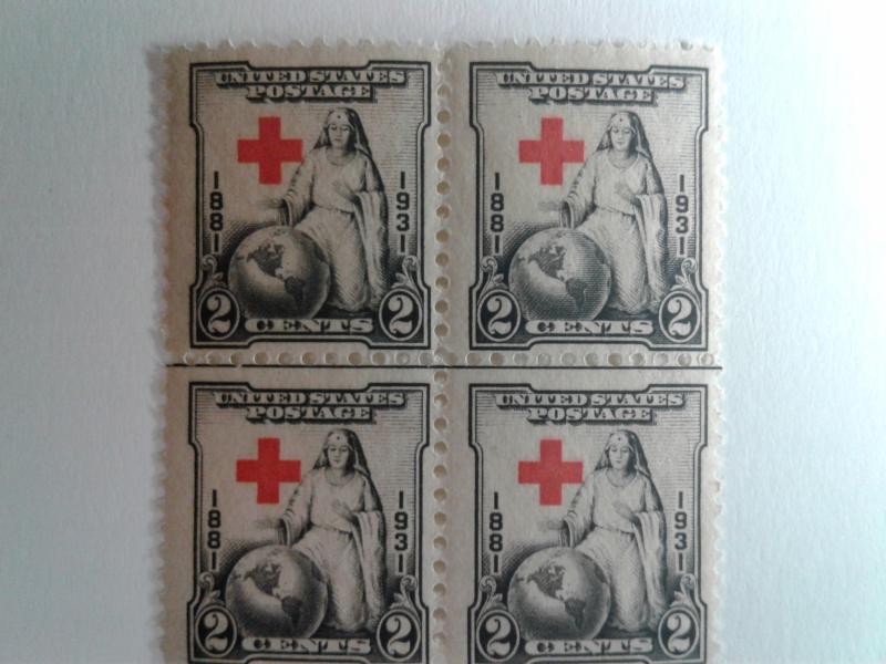 SCOTT # 702 RED CROSS ISSUE W/ CENTER LINE BLOCK OF 4 MINT NEVER HINGED GEM