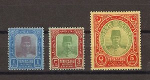 MALAYA/TRENGGANU 1921/41 SG 23/5 MINT Cat £300