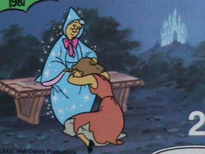 ​DISNEY-GRENADA STAMP-1981 DISNEY-CHRISTMAS-CINDERELLA -STAMP SET VERY FINE