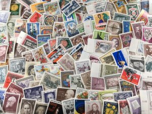AUSTRIA - 1000 STAMPS - ALL DIFFERENT - MINT/NH - WITH BLOCKS & MINI SHEETS