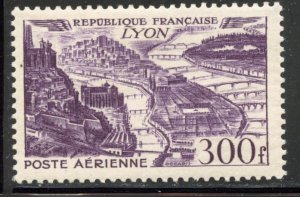 France # C25, Mint Never Hinge. CV $ 15.00