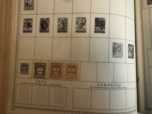 The New World Wide Postage Stamp Album Lots Of Old Stamps
