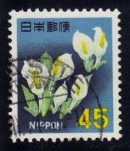 Japan #884 White Flowers - used (0.25)